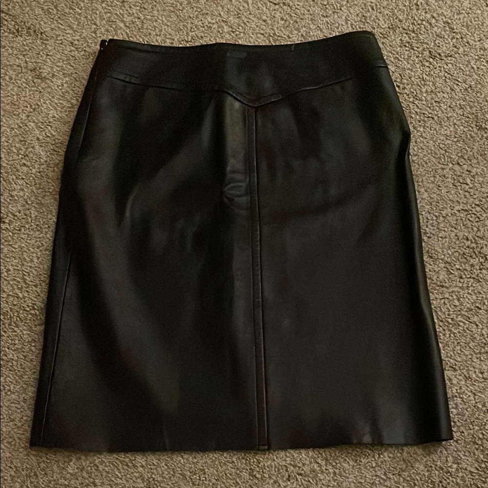 BCBG Maxaria leather skirt Size 6